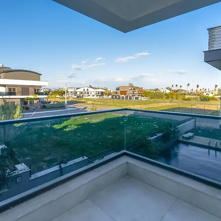דירה Stylish Flat W Balcony Near Lara אנטליה
